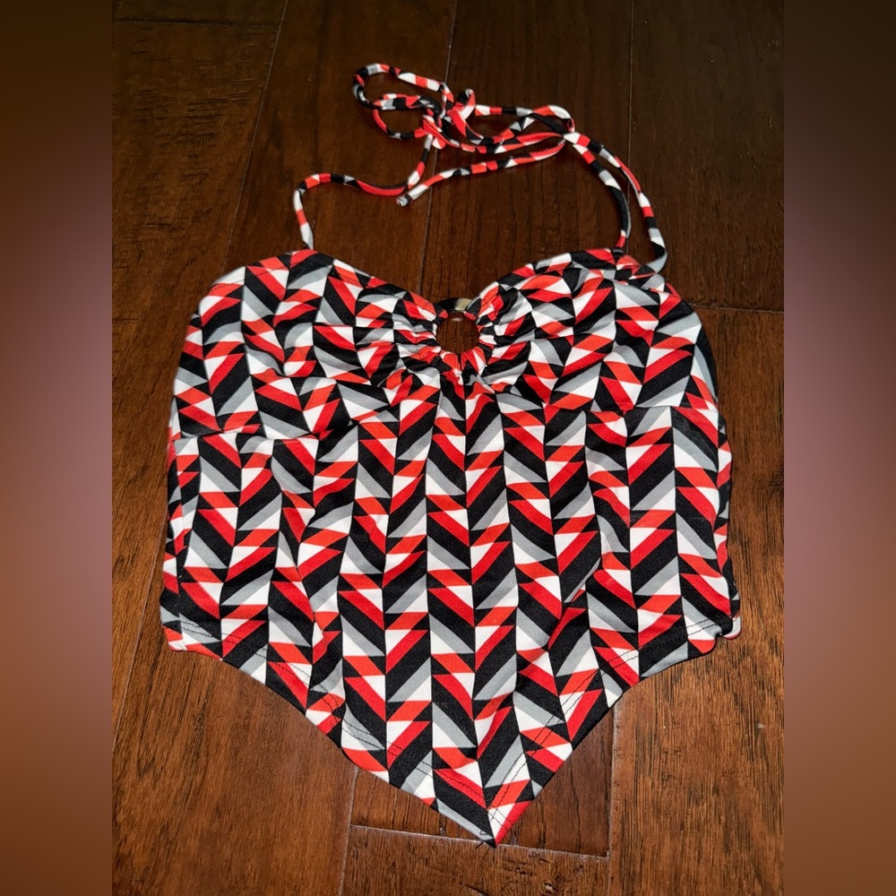 NWOT Women’s Papaya Red, Black & Gray Crop Top Size M